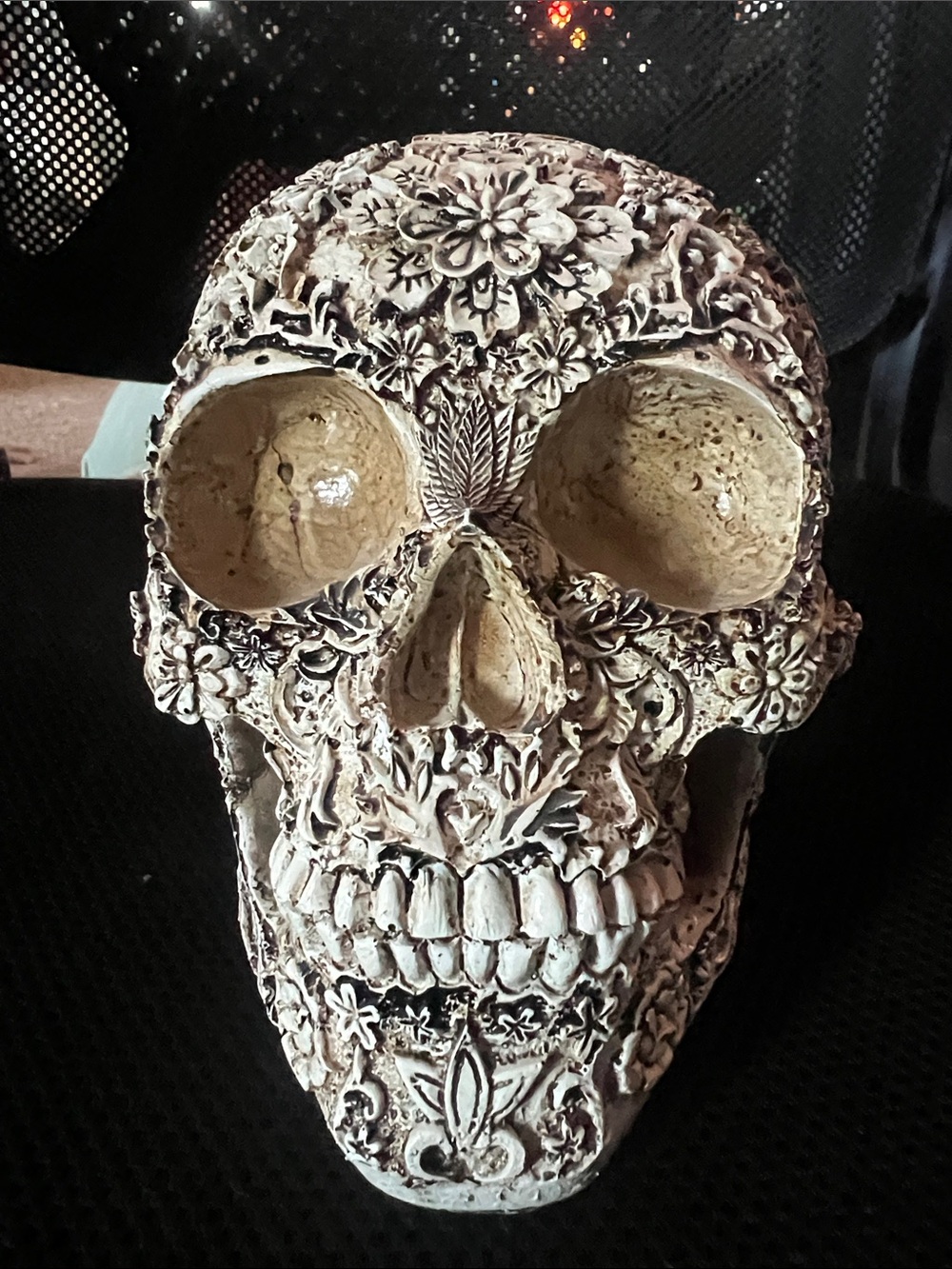 Decorative Floral Carved Skull Accent - Cream